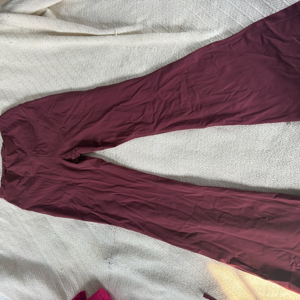 HALARA Women's Burgundy flare leggings
